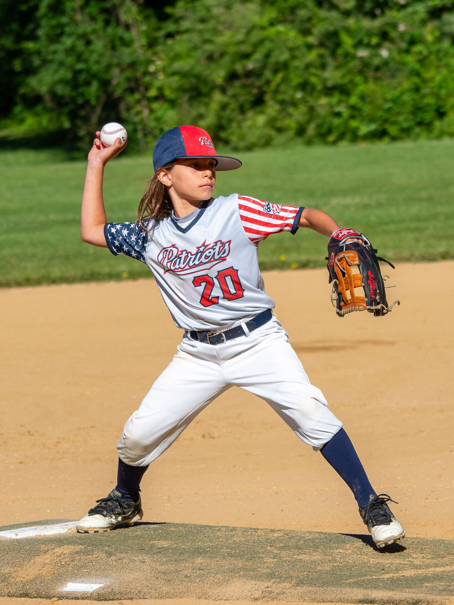 Baseball — girl pitcher
