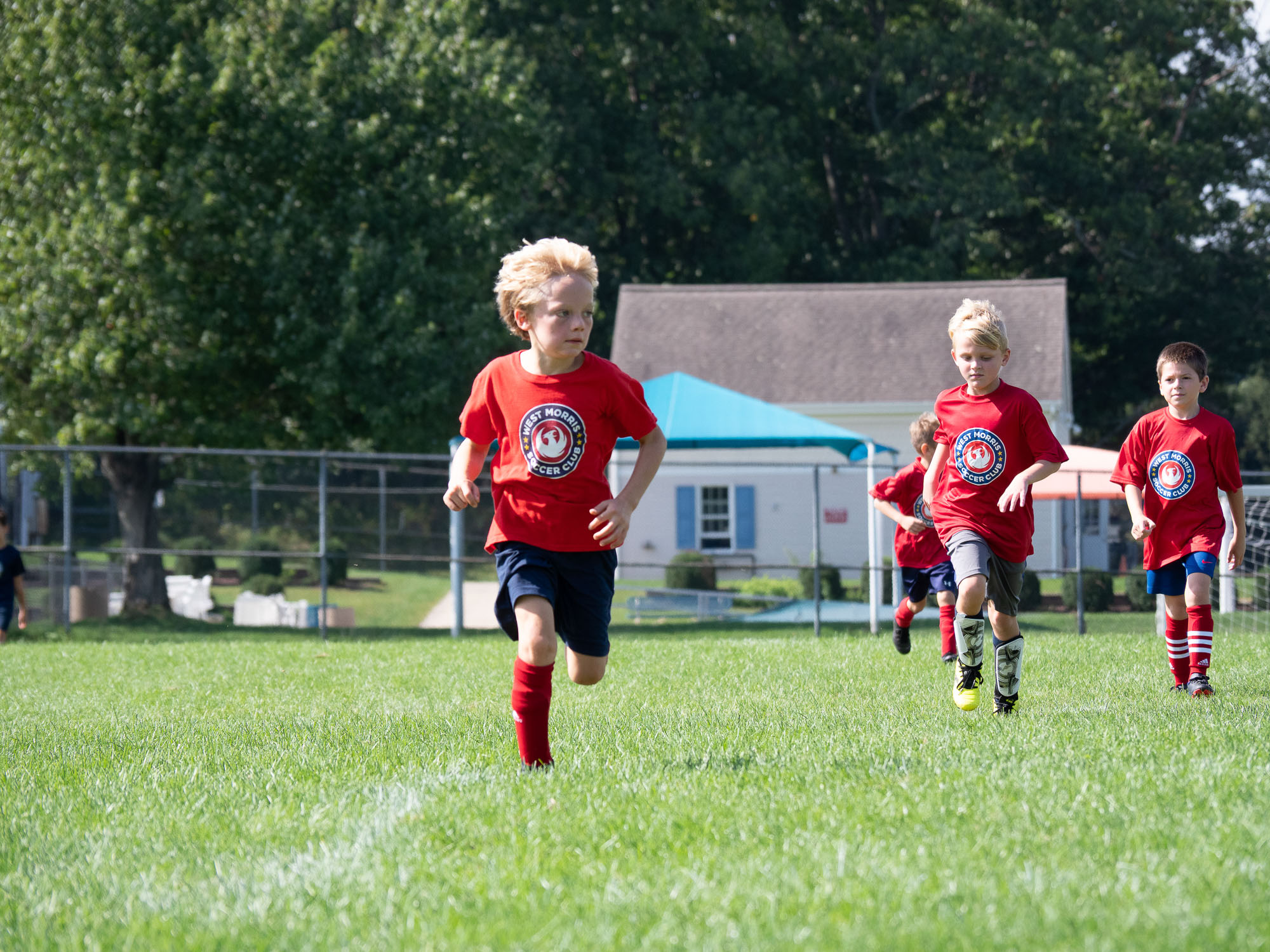 Soccer sprint down the wing